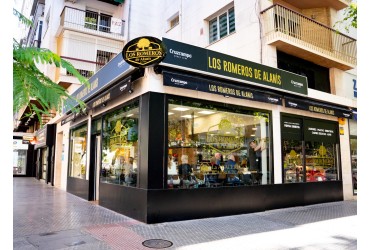 Nuestra abacería de Nervión celebra su primer aniversario